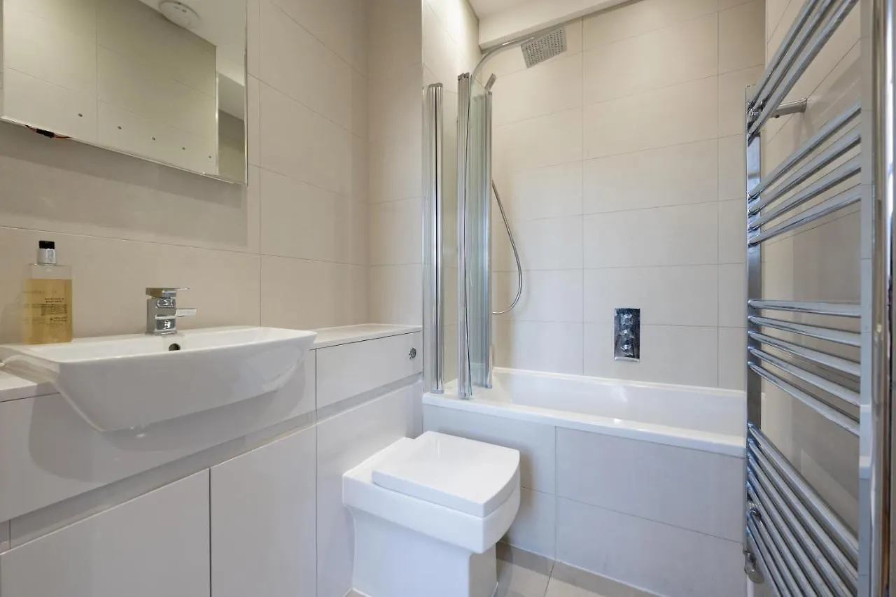 I360 Penthouse: Seaside Retreat with Private Rooftop Brighton 0*,  United Kingdom