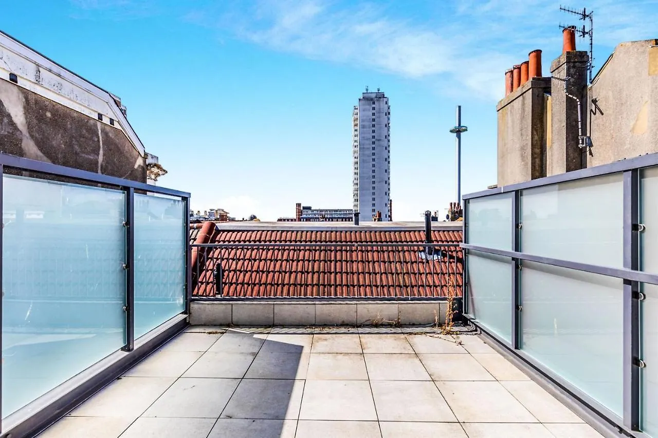 The I360 Flat, Penthouse, Sea View, Large Private Roof Terrace, Central Brighton 2 Bedroom, Up To 6 Guests Апартаменты